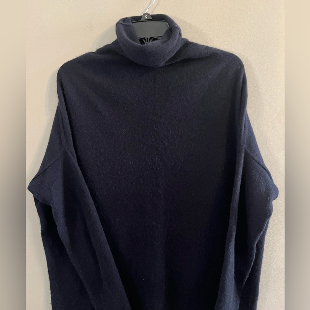 Tory Burch Tunic Cashmere Sweater Size Medium Color: Navy